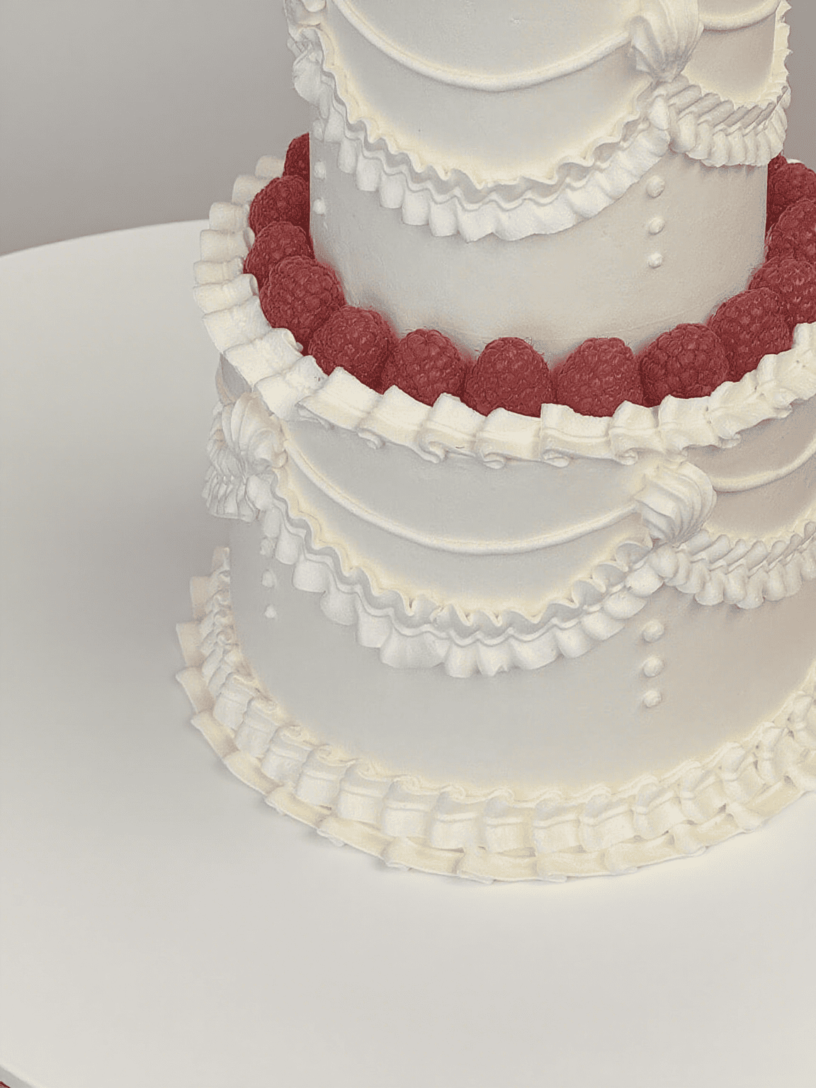 Twin Berries Cake – 2-Tier Vintage Raspberry Cream Cake